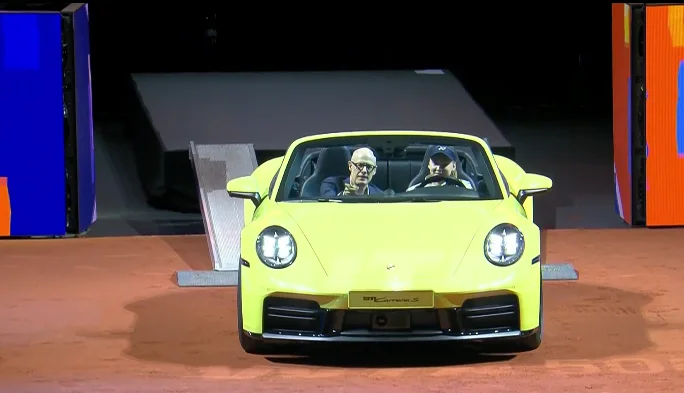 Elena Rybakina Claims Stuttgart Crown Again With Composed Win Over Karolina Muchova