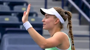 Magdalena Frech Fights Off Several Match Points but Falls to Rybakina in the Breaker