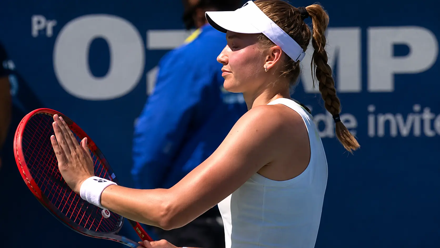 Elena Rybakina thanks the crowd after a match at the 2026 Canadian Open