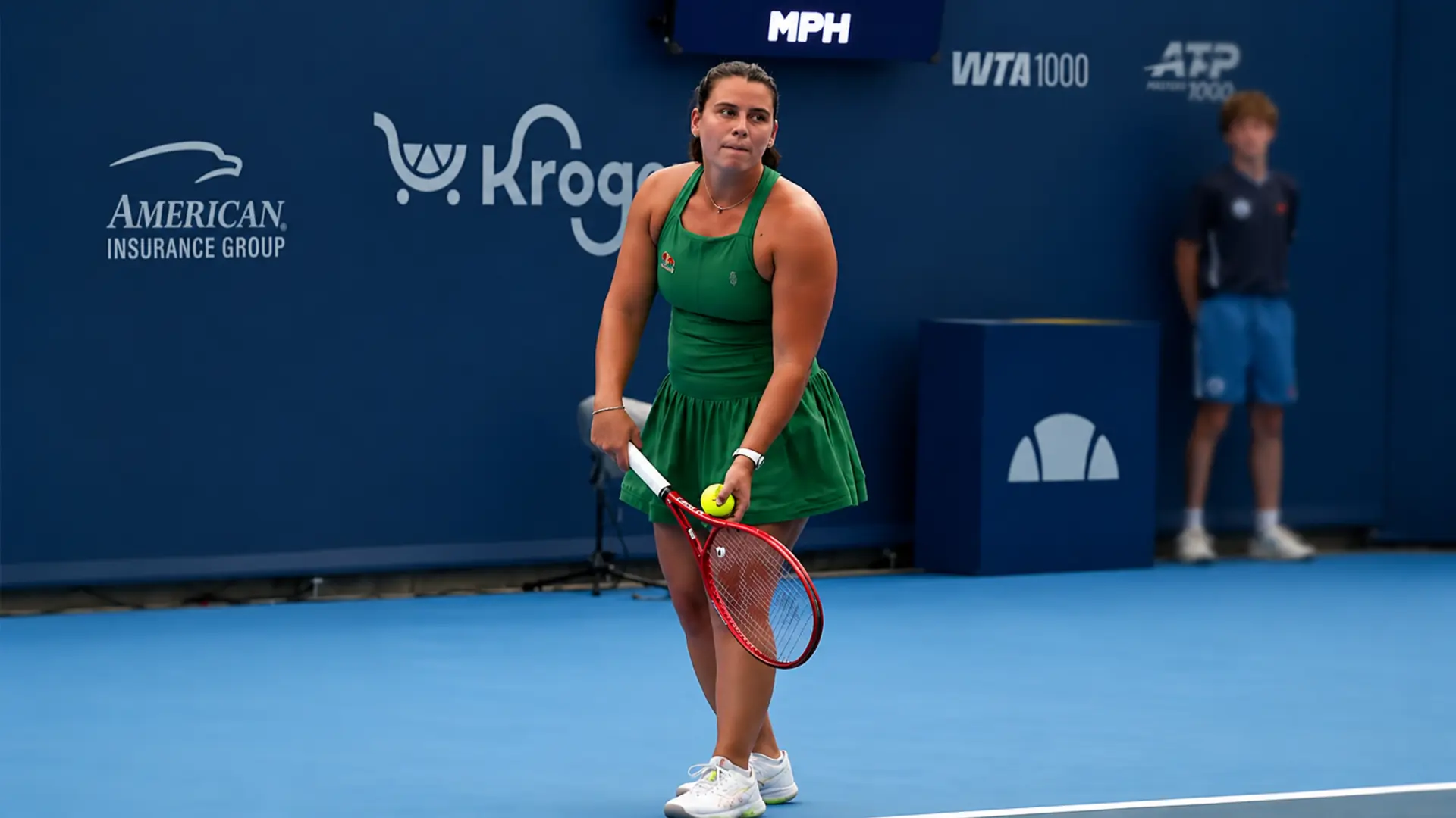 Emma Navarro prepares to serve during her match at the 2026 Cincinnati Open