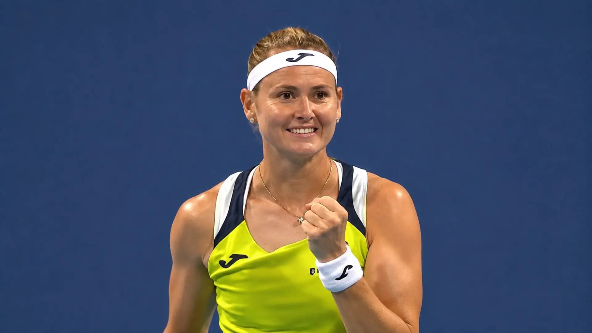 Marie Bouzkova celebrates after defeating Iva Jovic in the Round of 32 at the 2026 Cincinnati Open