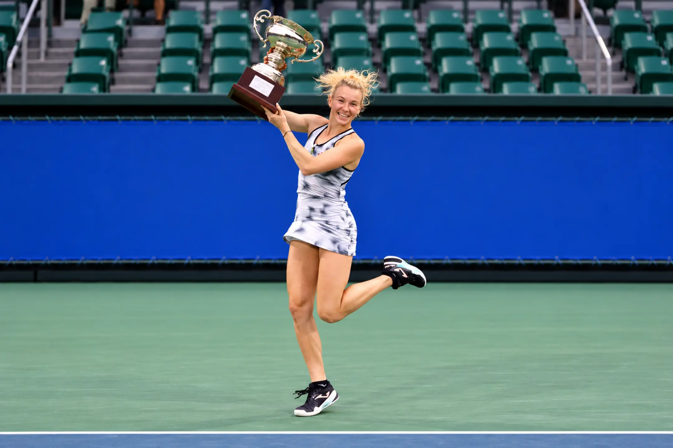 Siniakova Overwhelms Former Champion Krueger to Win Osaka Title