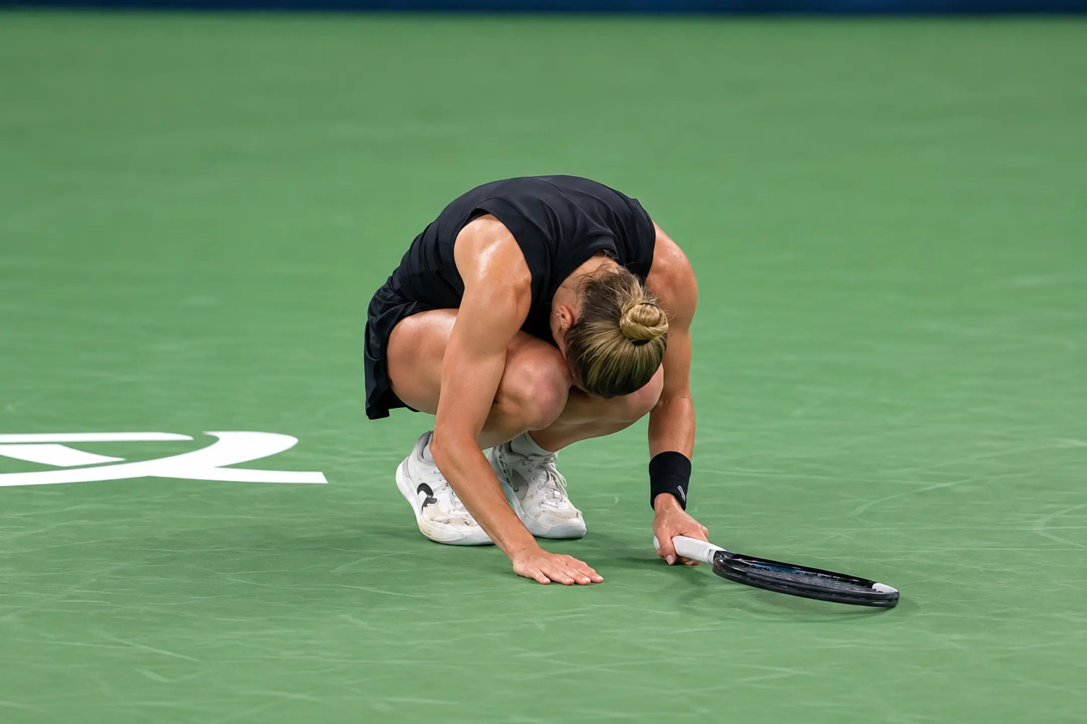 Maja Chwalinska celebrates after another victory at the 2026 Wuhan Open, securing her place in the semifinals