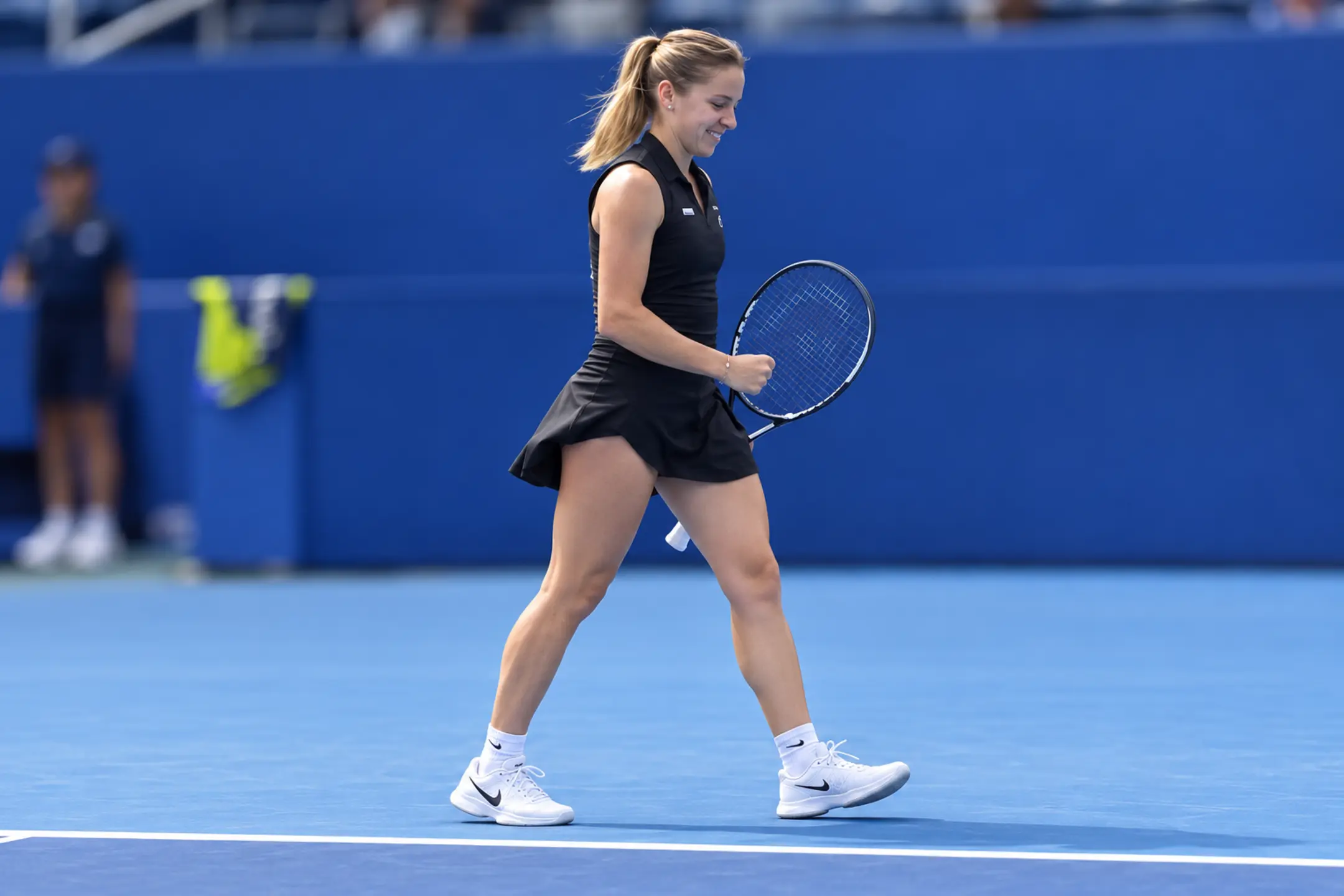 Maja Chwalinska celebrates after defeating Marie Bouzkova at the 2026 Wuhan Open